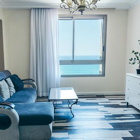 Almog Beach Apt Hotel מלון דירות אלמוג ביץ' Хайфа Екстер'єр фото
