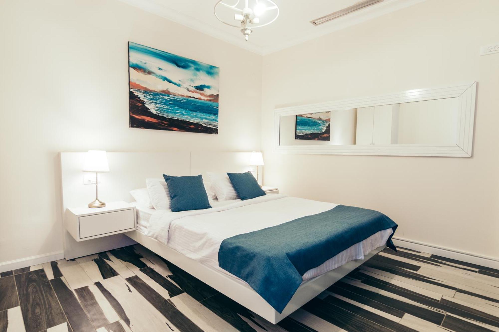Almog Beach Apt Hotel מלון דירות אלמוג ביץ' Хайфа Екстер'єр фото